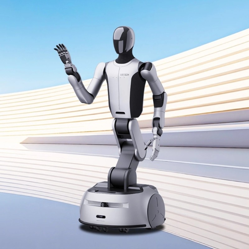 Robot di động bánh lốp UBTECH Cruzr S2 với khả năng công nghiệp hai tay